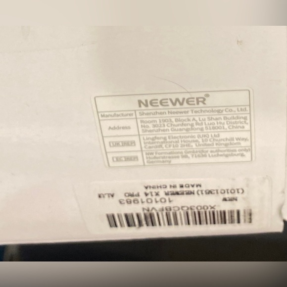 Neewer Foldable Teleprompter X14 - Picture 2 of 2